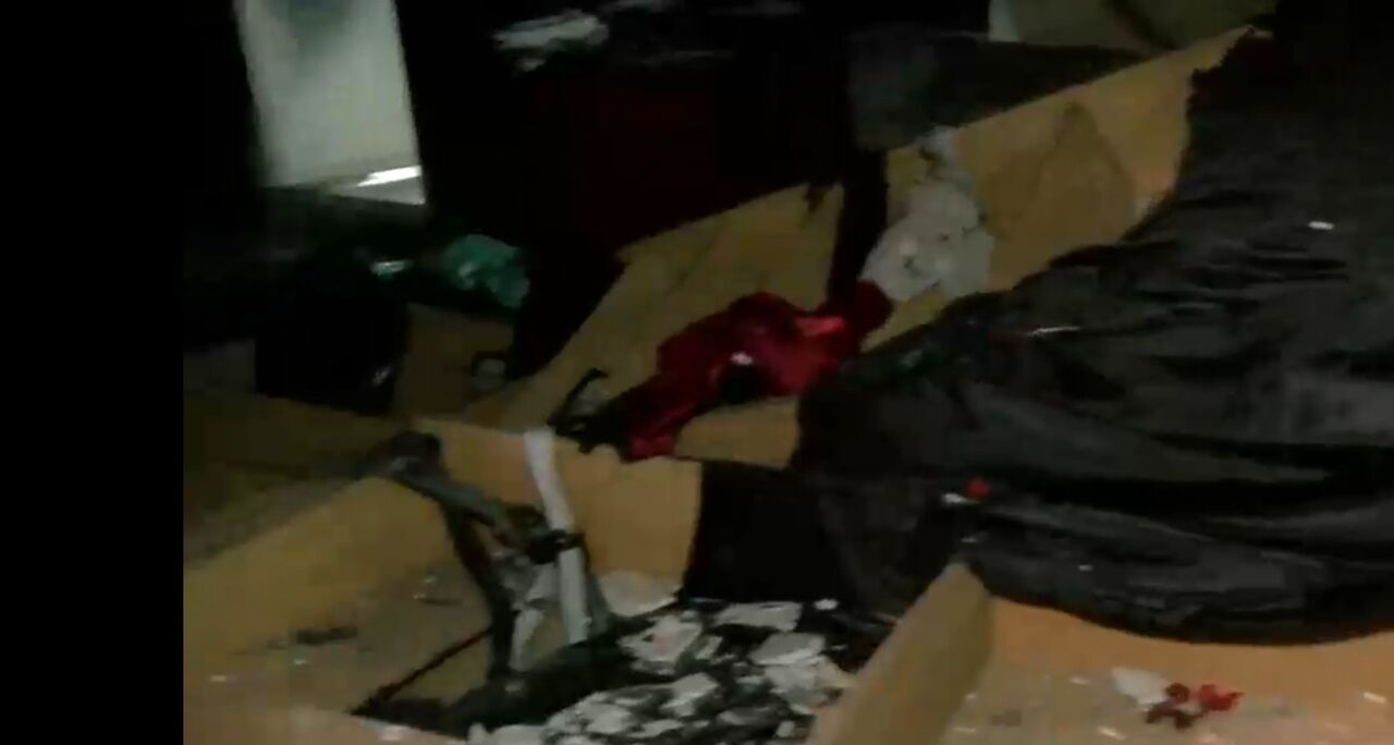 هتک حرمت آشوبگران به مساجد و اماکن مذهبی/ مسجد خانم الانبیاء شهر اراک در آتش خشم اغتشاشگران