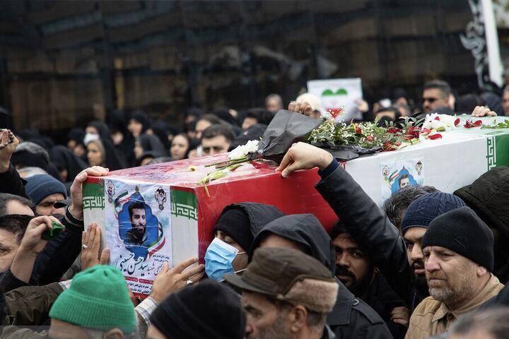 «آتش باز»؛ روایتی از جانفشانی سربازان وطن