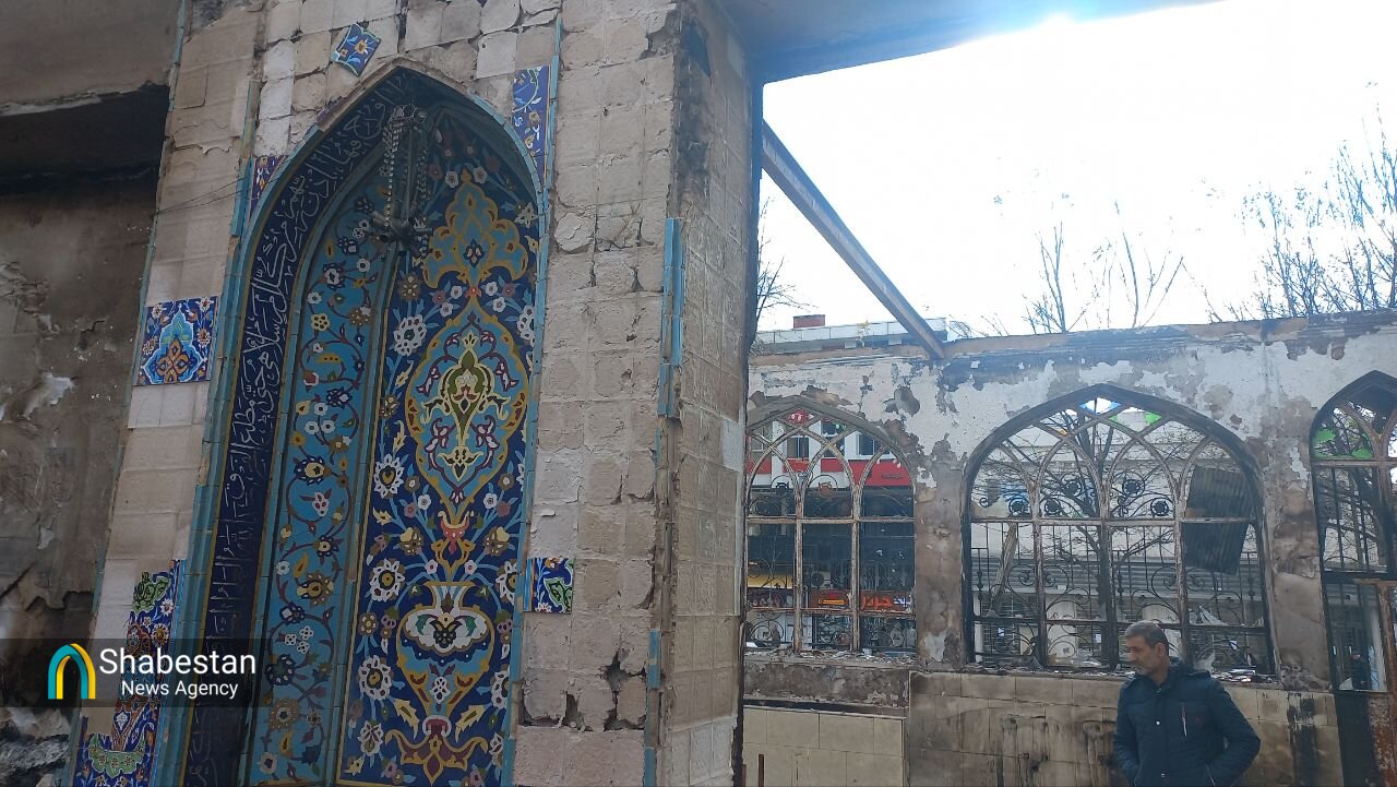 تیرهترین شبها برای اماکن مقدس؛ آتشِ آشوب به قلب مساجد