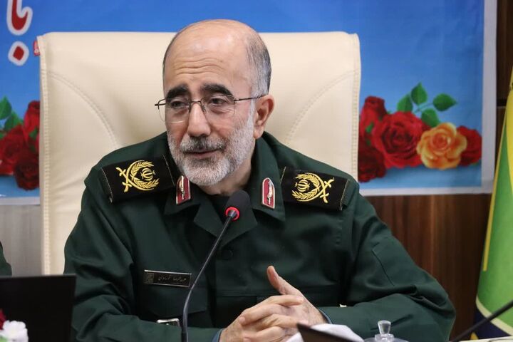 شهدا را با زبان هنر به نسل جوان و نوجوان معرفی کنیم