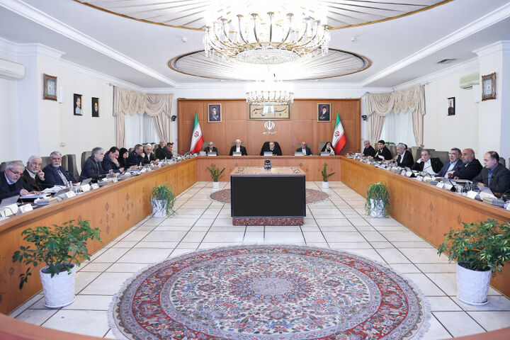 دستور رفع محدودیت‌های اینترنت به شورای عالی امنیت ملی