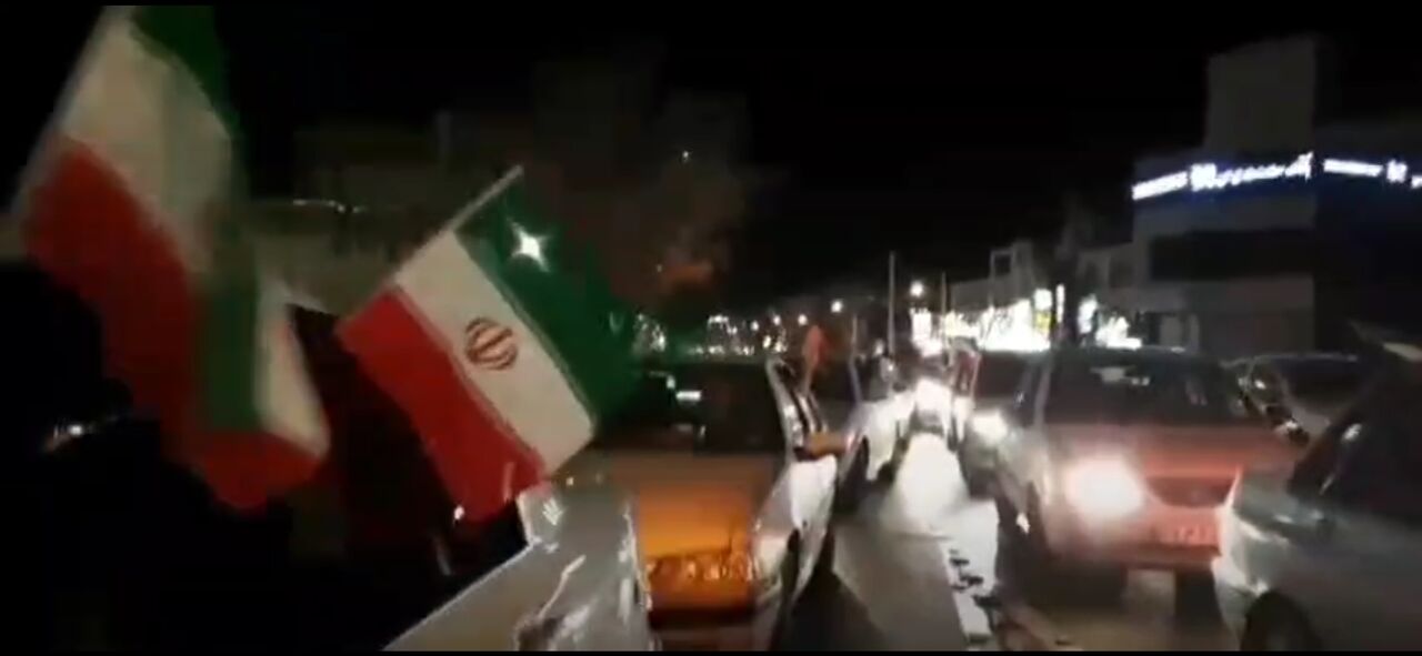 کاروان خودرویی اُمت قرآن در اراک به حرکت درآمد