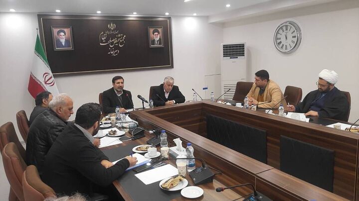 بررسی راهکارهای اجرایی شدن بند ششم سیاست های نظام قانونگذاری