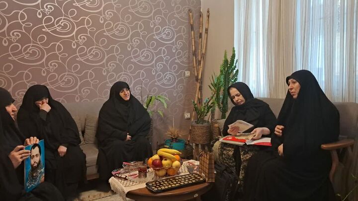 شهدای مدافعان امنیت با اقتدار برای حفظ امنیت از جان خود گذشتند