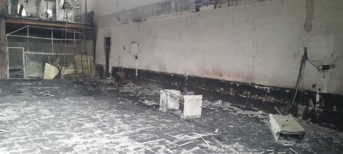 مسجد سوخت، اما عزم مردم محله خاموش نشد