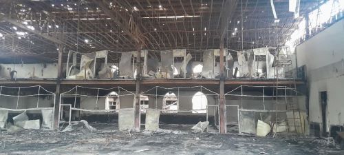 مسجد سوخت، اما عزم مردم محله خاموش نشد