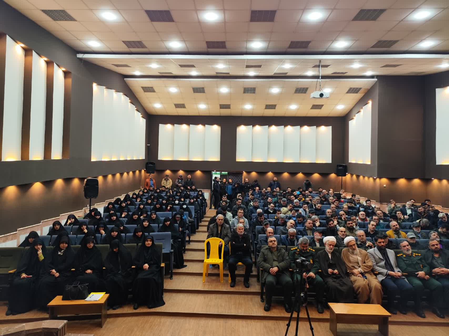 هوشیاری ملت ایران دنیا را متحیر کرد