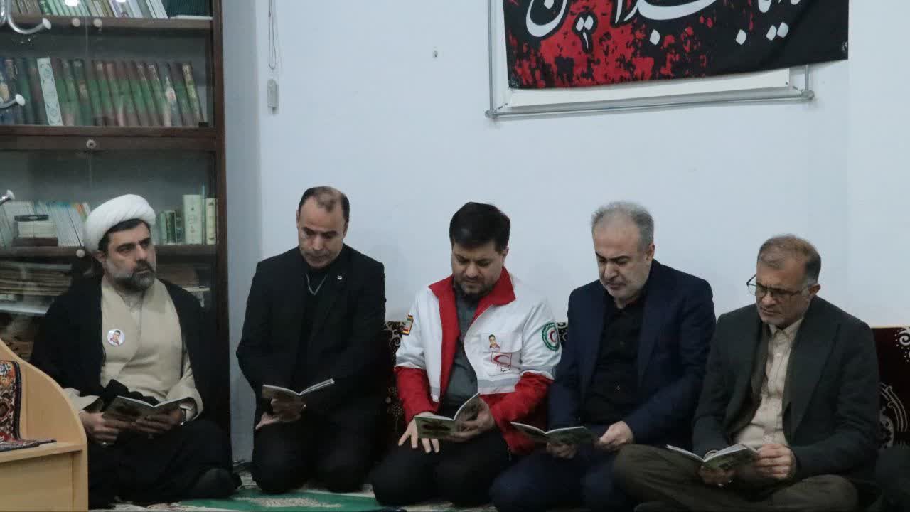 وحدت در برابر دشمن ضروری است