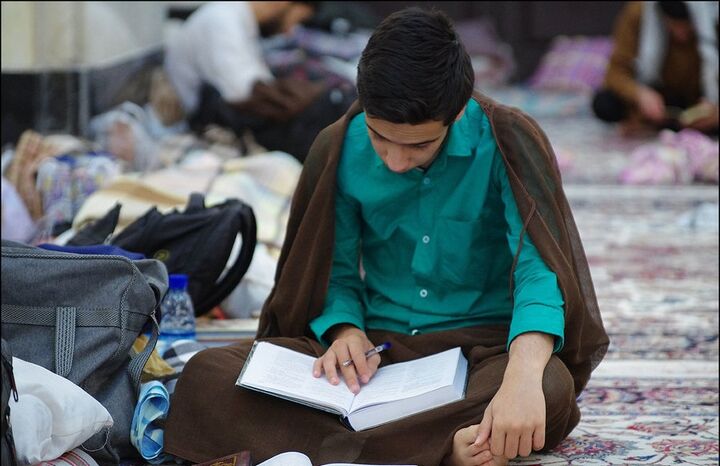 «ولاگ معکوس»؛ روایت رسانه‌ای نوجوان دهه هشتادی از مساجد آسیب دیده خراسان‌رضوی