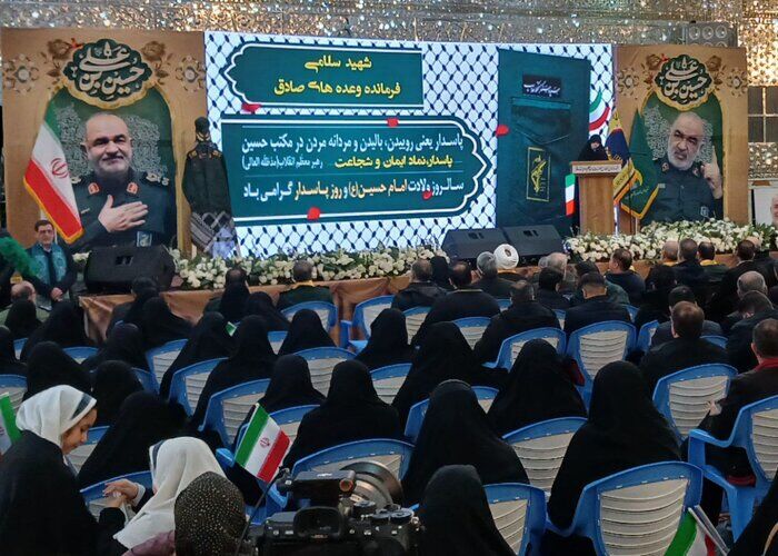 سنگ مزار سردار شهید حسین سلامی در آستانه روز پاسدار رونمایی شد