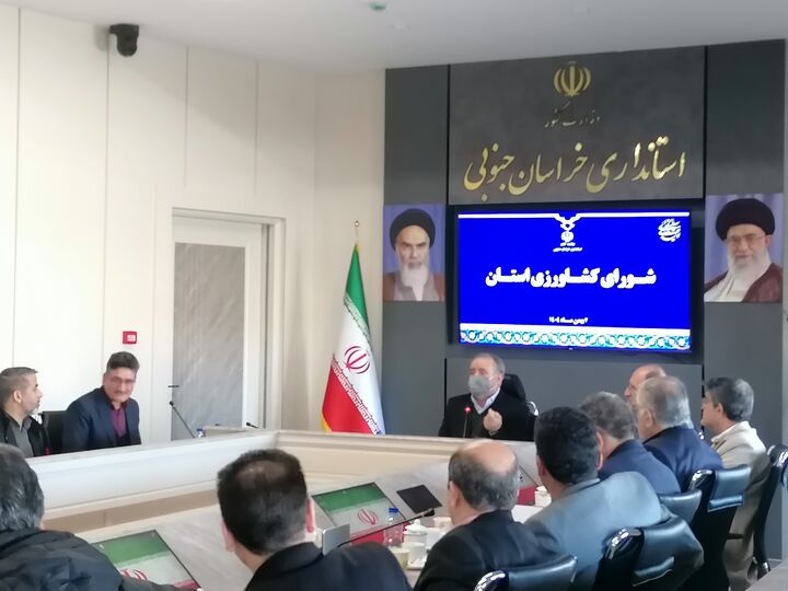 فروشگاه‌های زنجیره ای تخم مرغ مورد نیاز را از تولیدات خراسان جنوبی تامین کنند