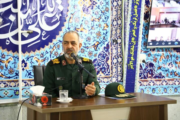 سپاه پاسداران با تکیه بر مردم، همه سناریوهای دشمن را ناکام گذاشته است