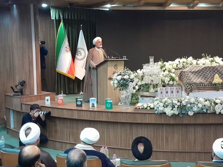 قرآن کریم نقشه راه جامعه بشری است