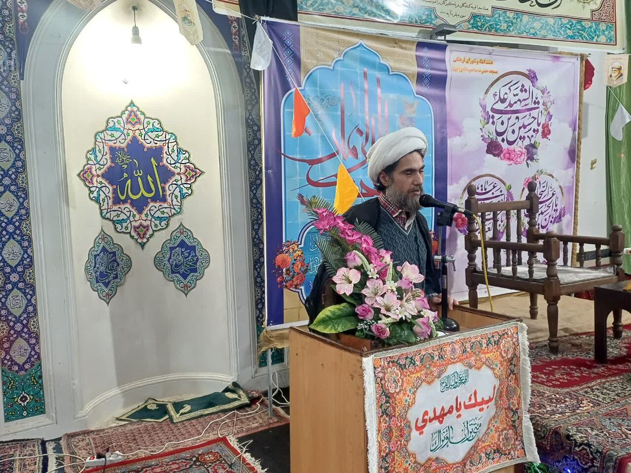 جشن میلاد امام حسین(ع) همراه با بازگشایی پایگاه بسیج در کوی صالح آباد اراک برگزار شد