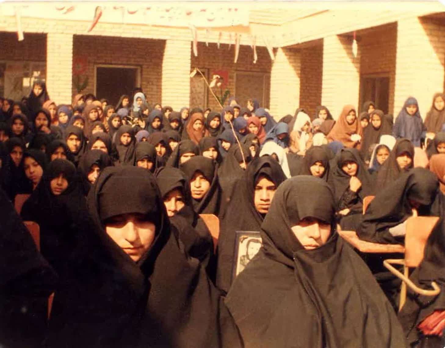 نذر یک زندگی در مسیر انقلاب+ فیلم و عکس