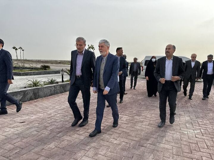 وزیر فرهنگ و ارشاد اسلامی وارد بندرعباس شد