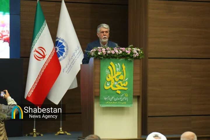 هر قدر مدرسه معارف و اخلاق امام سجاد(ع) را جدی بگیریم، کمتر با ناهنجاری‌ها مواجه می‌شویم