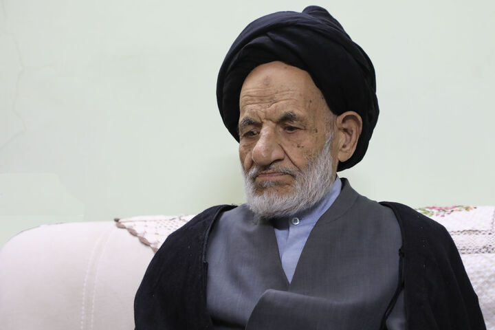 نقش کلیدی ایثارگران در شکستن حریم فریب و نقشه‌های پیچیده دشمن