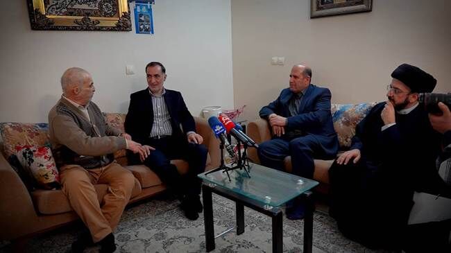 دیدار معاون رئیس جمهور و رئیس بنیاد شهید با سه تن از جانبازان