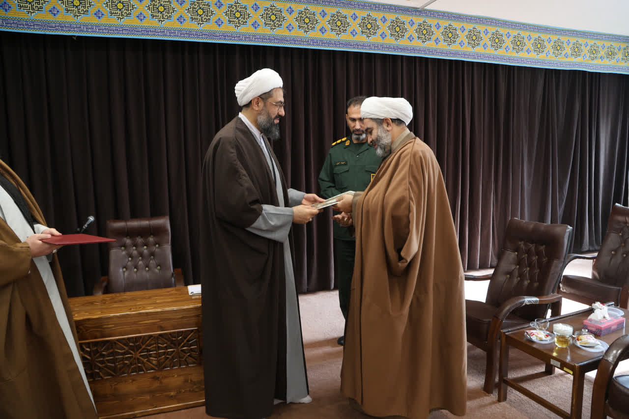 فعالیت‌های مساجد برنامه محور باشد