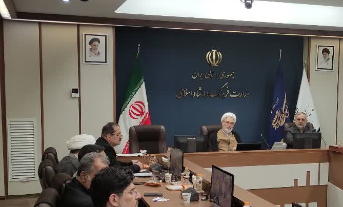 نماز در این روزهای گرفتاری به درد ما می‌خورد/ نماز باید از درون بجوشد به کار تشویقی نیاز ندارد