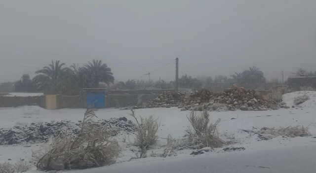 شگفتی زمستانی در هرمزگان؛ برف ۷ روستای حاجی‌آباد را سفید پوش کرد