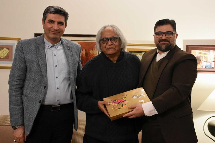 رئیس سابق مؤسسه اکو: مردم و دولت پاکستان در کنار ایران هستند