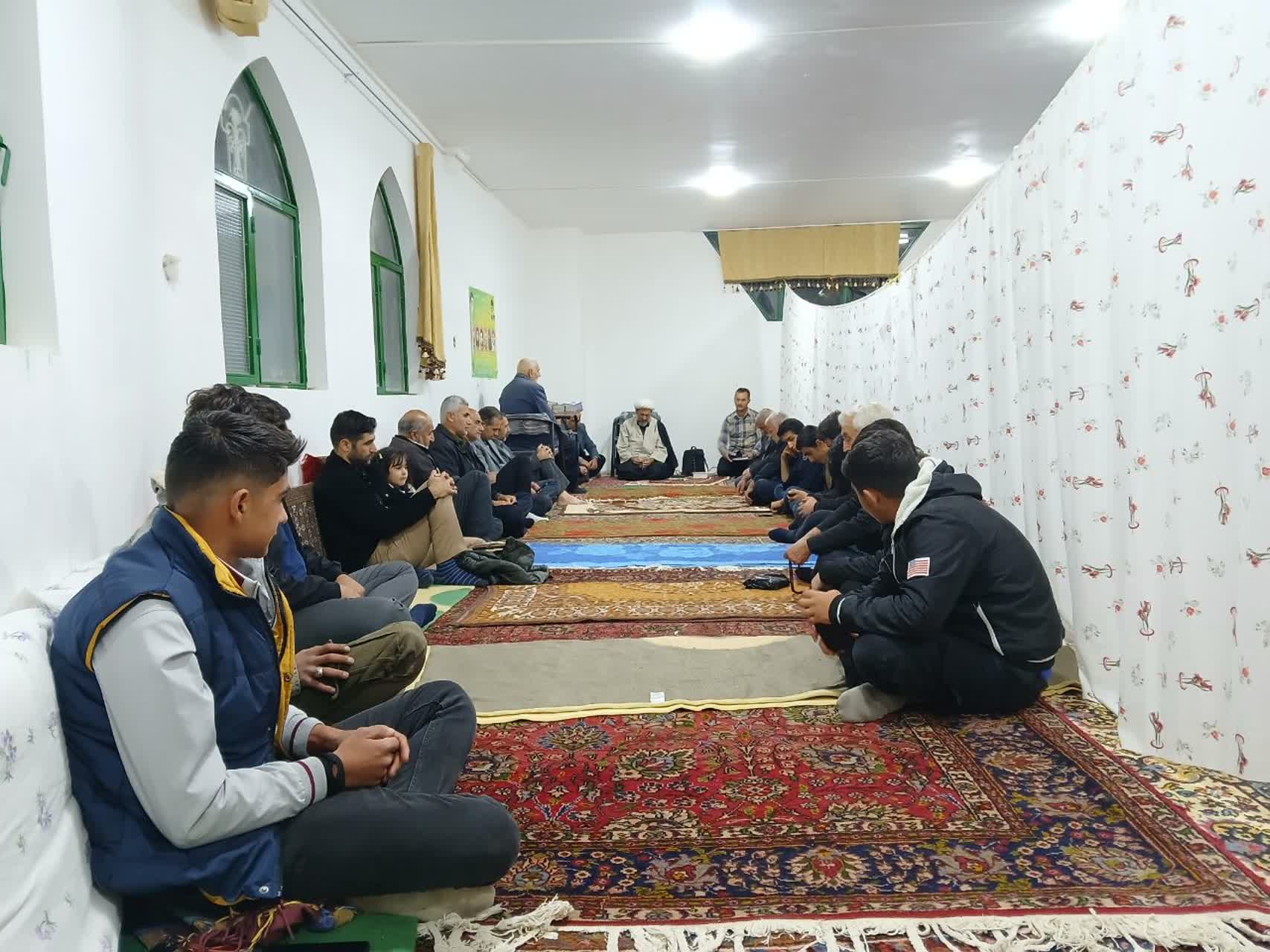 مسجد امیرالمؤمنین(ع) خوی پس از ۲ سال، جان دوباره گرفت