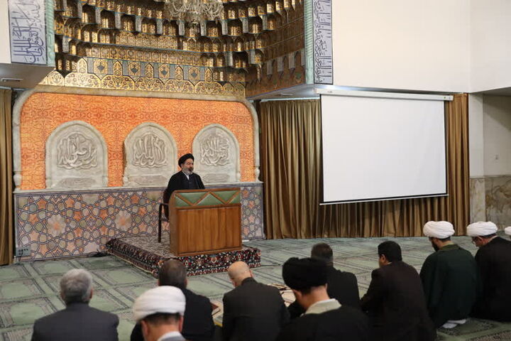 وحدت، سد محکم در برابر توطئه دشمنان