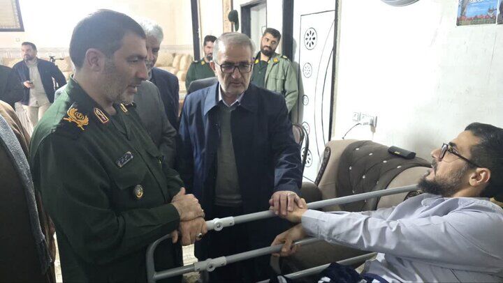 دیدار استاندار کهگیلویه و بویراحمد با جانبازان اغتشاشات
