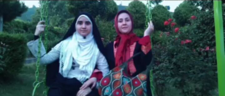 در میان شعله‌ها