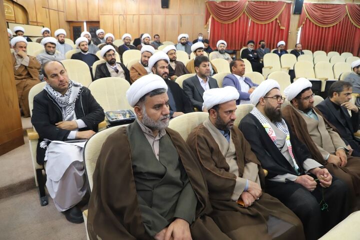 ائمه جمعه نقش کلیدی در هدایت فرهنگی جامعه دارند