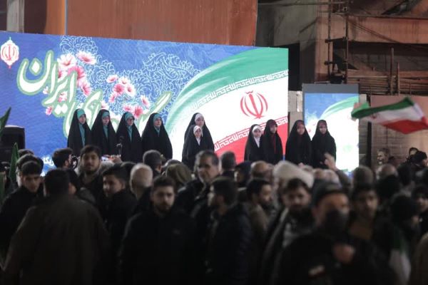 تجمع مردمی در هتک حرمت مساجد در مسجد مفتخر