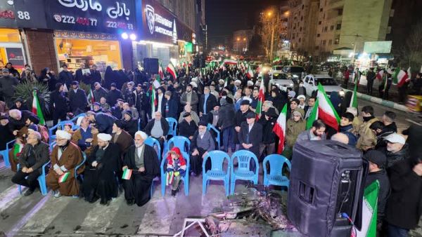 تجمع مردمی در هتک حرمت مساجد در مسجد مفتخر