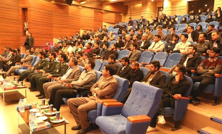 برگزاری نشست تبیین و روشنگری وقایع اخیر کشور  در زاهدان