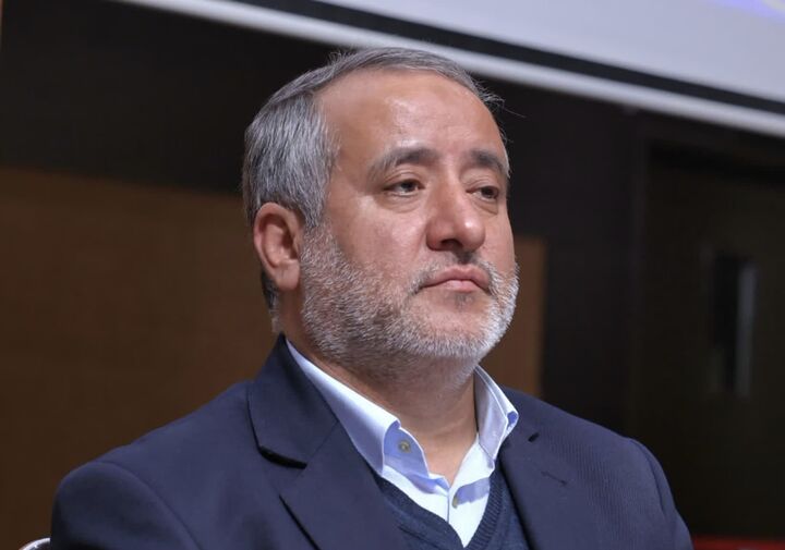 خدمت به مردم و مدیریت جهادی، اولویت مسئولان است