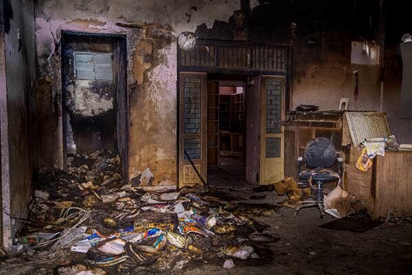 کتابهایی که ناتمام سوختند، خاطرههایی که ماندند