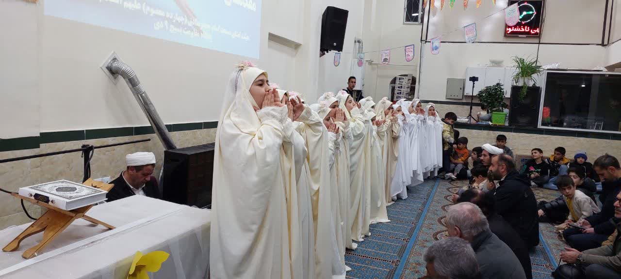 چهارشنبههای قرآنی تکاب؛ تجلی پیوند مسجد و خانواده