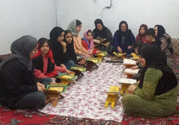 برگزاری محفل انس با قرآن در خانه قرآن حضرت مریم(س) مریوان