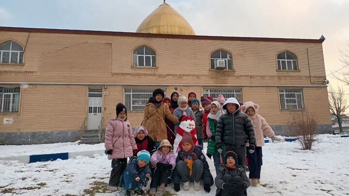 شادی کودکانی که با برف‌بازی گره خورده است