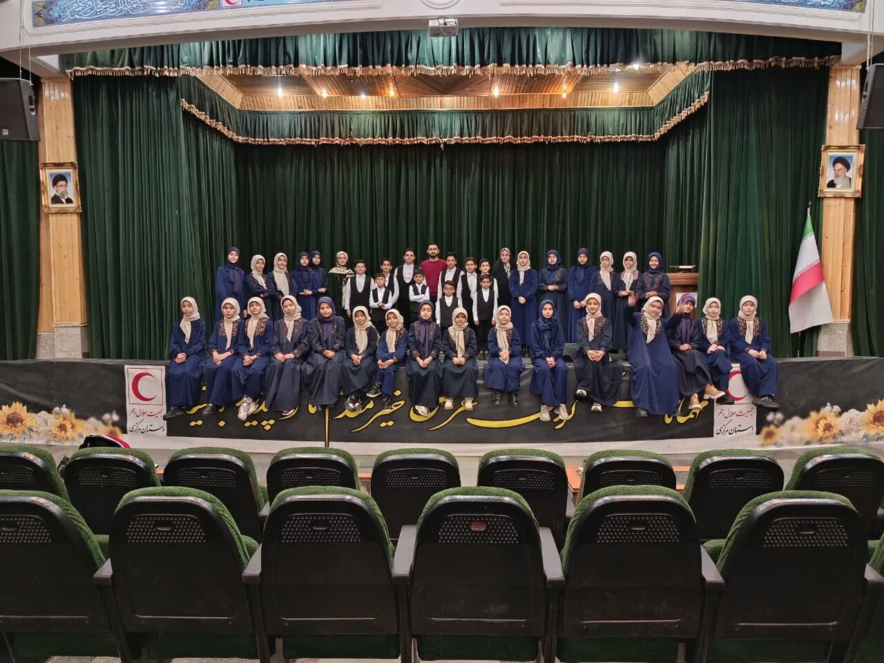 راهی که از مسجد آغاز شد؛ روایتی از چهار دهه فعالیت در عرصه فرهنگی سرود متعهد