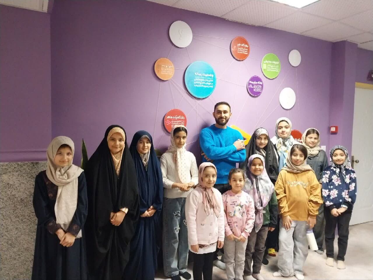 راهی که از مسجد آغاز شد؛ روایتی از چهار دهه فعالیت در عرصه فرهنگی سرود متعهد