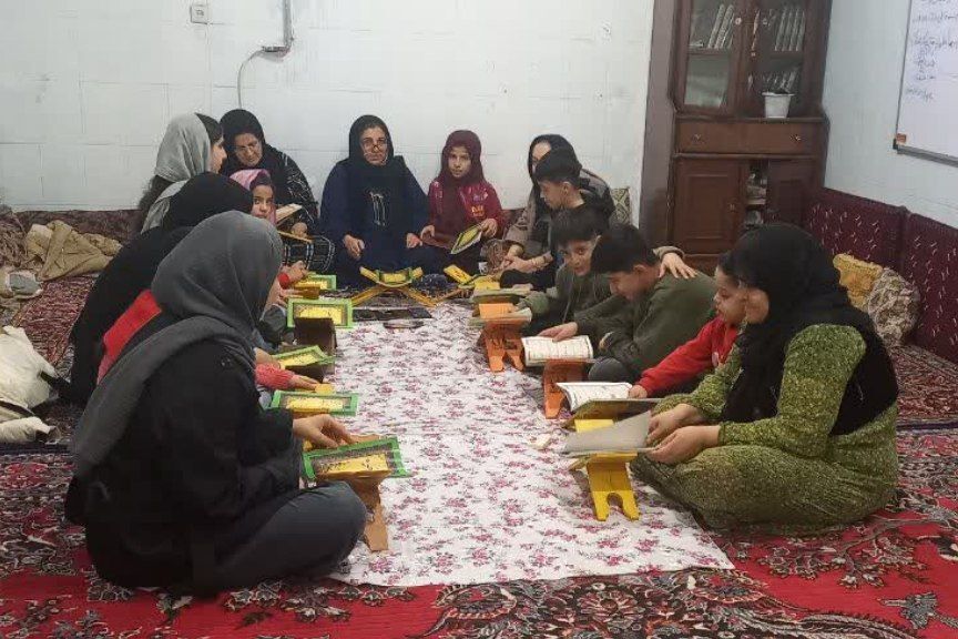 برگزاری محفل انس با قرآن در خانه قرآن حضرت مریم(س) مریوان
