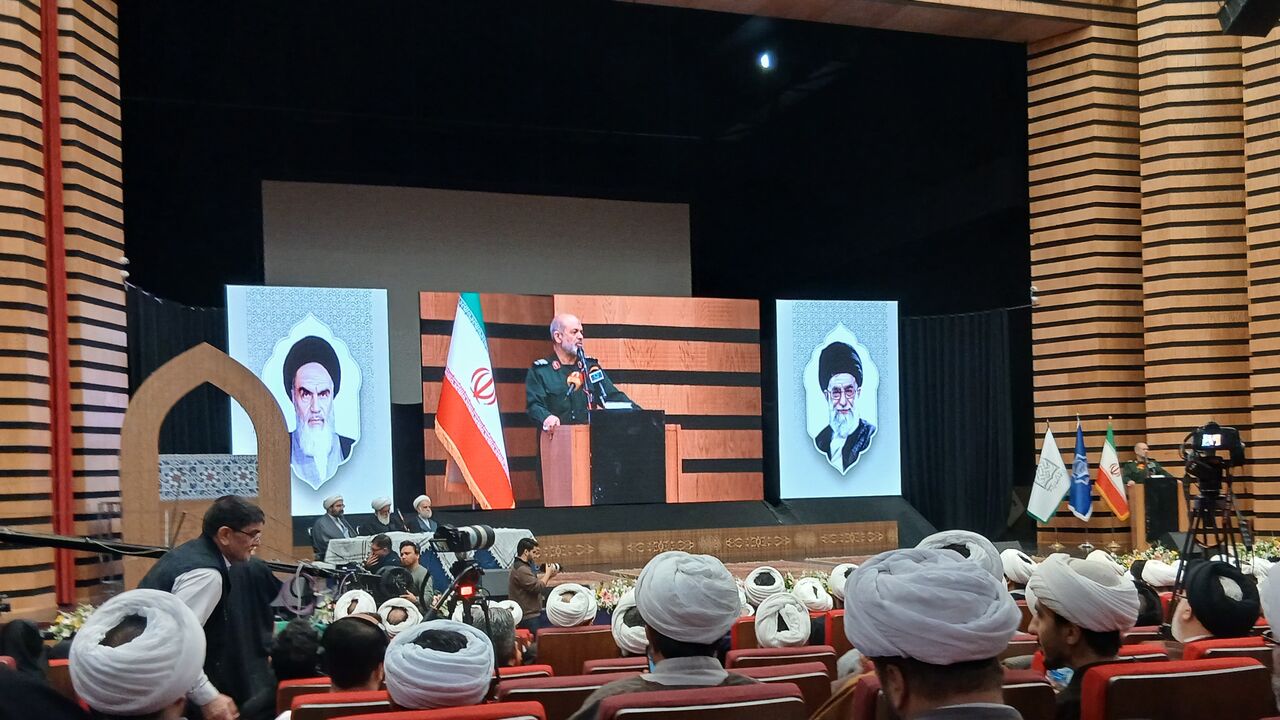 دشمن با حمله به مساجد می‌خواست کانون تاب‌آوری ما را بشکند