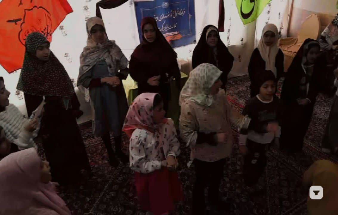 اولین دورهمی دخترانه در مسجد موسی بن کاظم برگزار شد