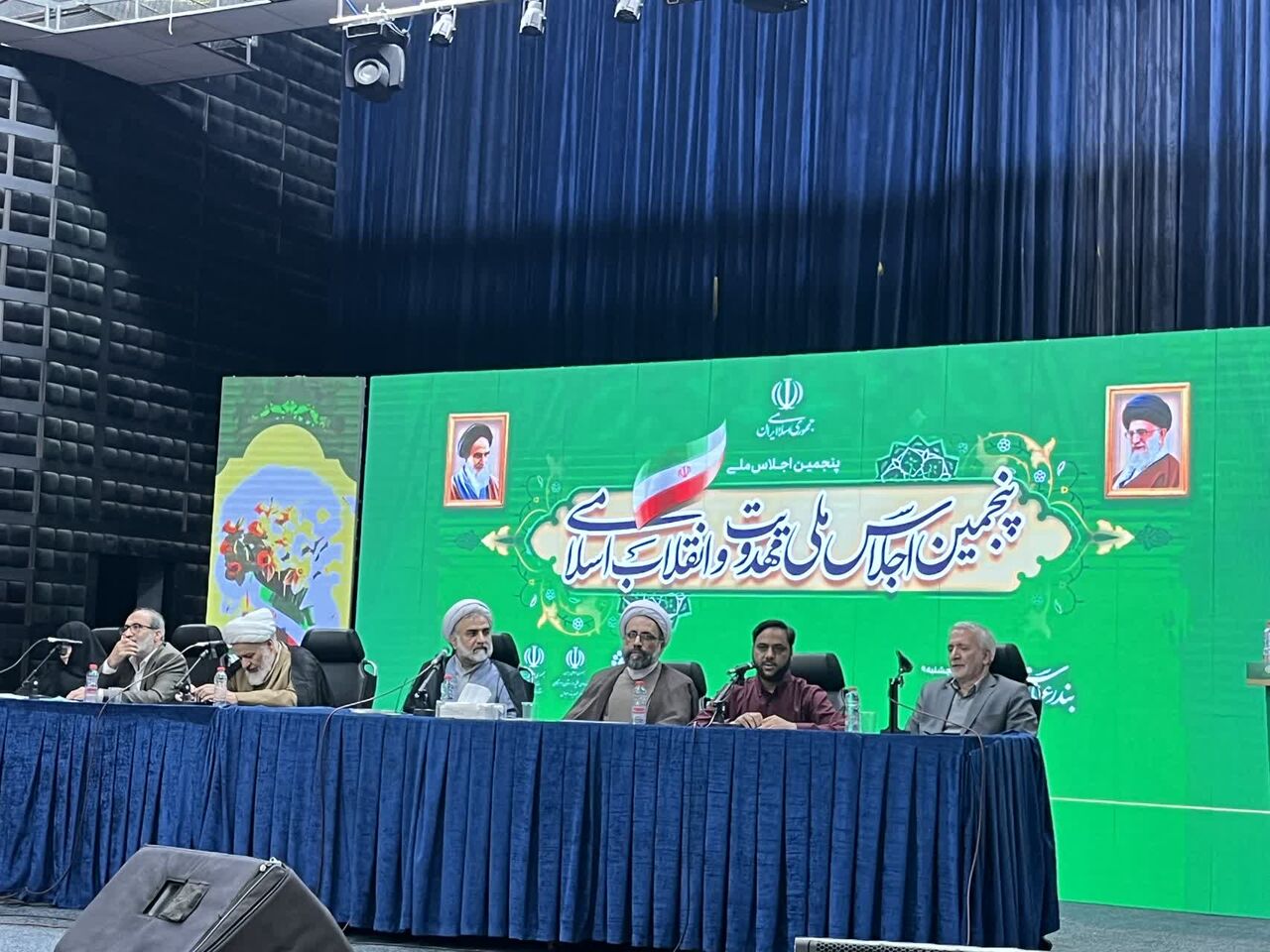 میزگرد تخصصی «مهدویت، خانواده و تمدن‌سازی» در پنجمین اجلاس ملی مهدویت و انقلاب اسلامی برگزار شد