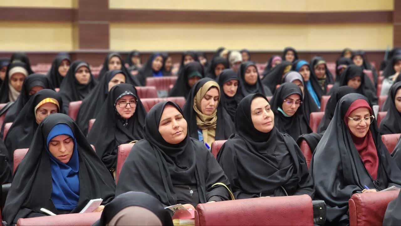 دورههای تخصصی توانمندسازی بانوان مبلغ در مازندران برگزار شد