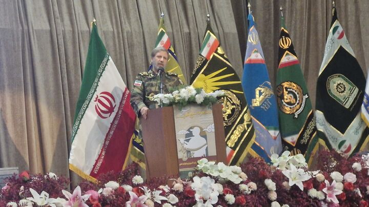 اگر دشمن خطایی کند تمام کشورهای منطقه دچار مخاطره می شوند/دانش بومی ایران ازبین‌رفتنی نیست