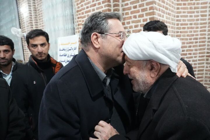 حرکت از محله‌ها برای حل مسائل مردم کلید خورد