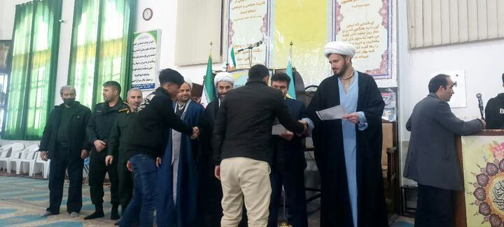 جوانان فعال مسجد امامزاده سید ابراهیم(ع) لاهرود تجلیل شدند